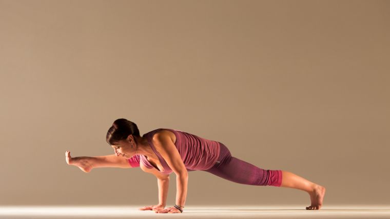 Eka Pada Koundinyasana II
