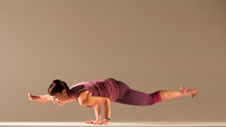 Eka Pada Koundinyasana II