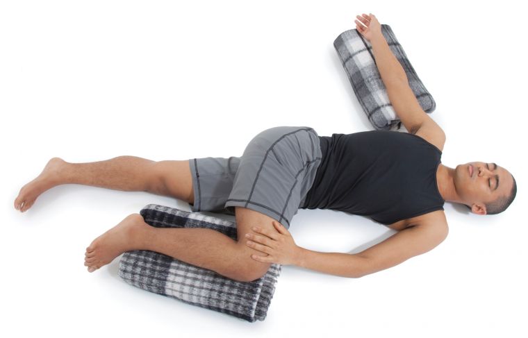 Reclined Abdominal Twist