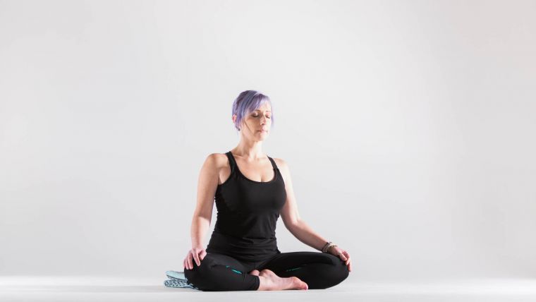 a-yoga-practice-to-relieve-neck-and-shoulder-tension