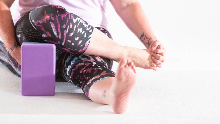 ankle-practice-in-yin-yoga-practice-for-the-lower-legs