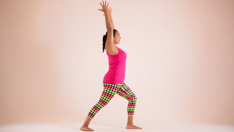 warrior-I-example-of-overpronation