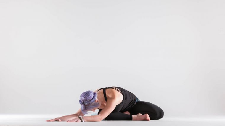 a-gentle-yoga-sequence-for-relieving-neck-and-shoulder-tension