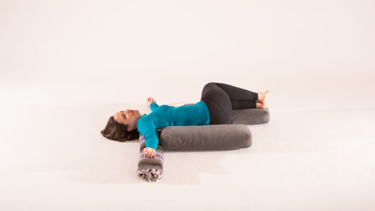 comfortable-variation-of-reclined-twist