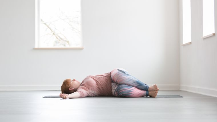 simple-yoga-twist