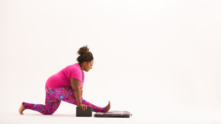 hanumanasana variation