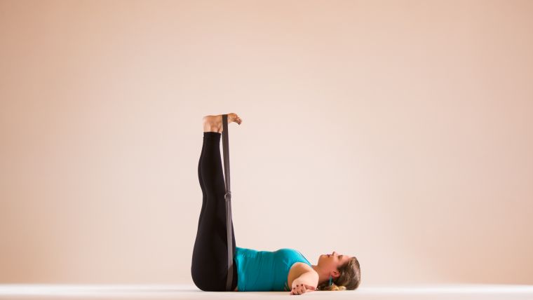 yoga-strap-uses-hamstrings