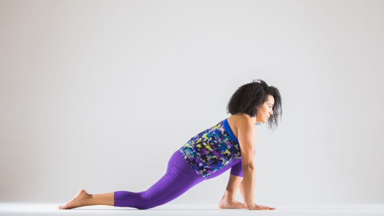 yoga for tight quads overstepping dragon
