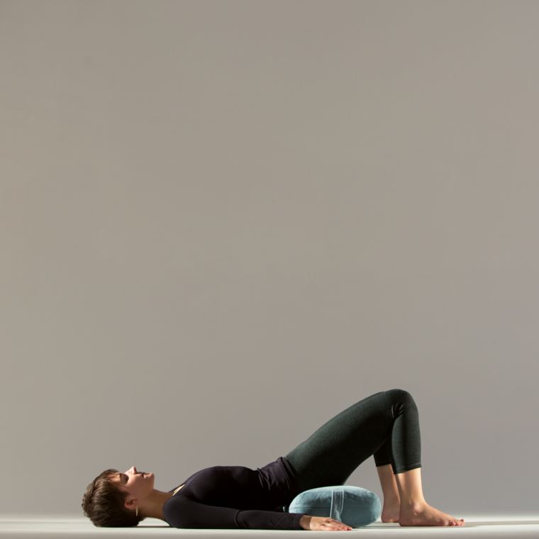 One Prop + 5 Poses + 15 Minutes = Great Sleep